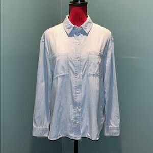 Sonoma Light Blue Denim Button-Up Shirt Size Medium